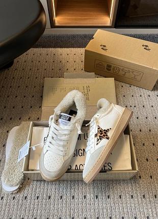 Кросівки жіночі golden goose з хутром білі