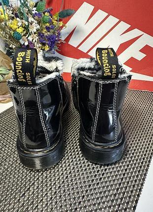 Оригінальні черевики челсі dr martens 8