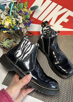 Оригінальні черевики челсі dr martens