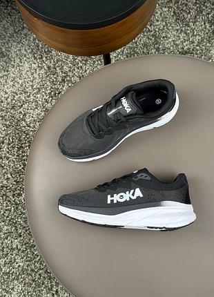 Бігові кросівки унісекс hoka challenger art 7 black white