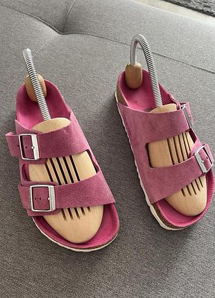 Рожеві birkenstock 5