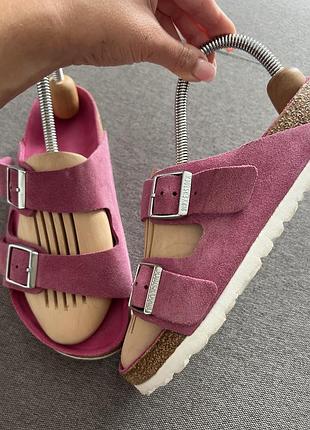 Рожеві birkenstock 8
