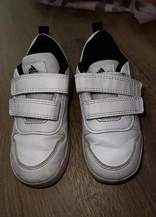 Кросівки для дітей adidas білі на липучках