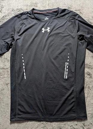 Футболка спортивная under armour