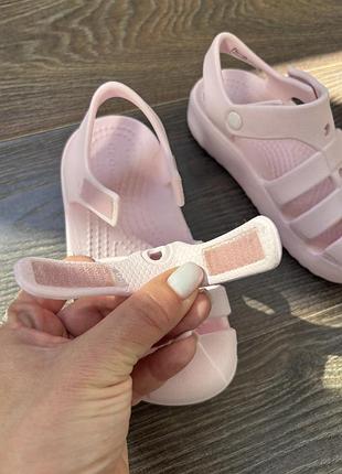 Босоніжки crocs c9 оригінал р.25-26 8