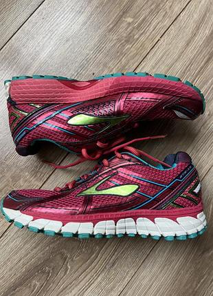 Кросівки жіночі brooks adrenaline gts 15 малиново-рожеві