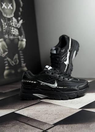 Nike initiator black silver 3