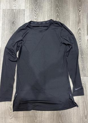 Компресійна футболка nike dri-fit , у чорному кольорі , в розмірі м