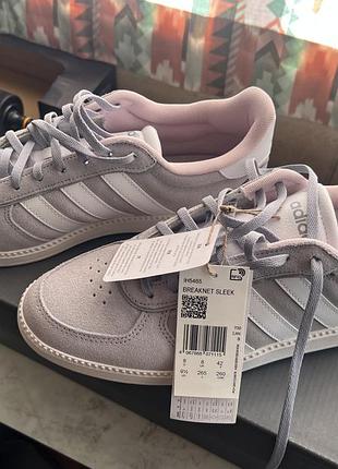 Кросівки жіночі adidas сірі з рожевим, довжина устілки 26.5 см