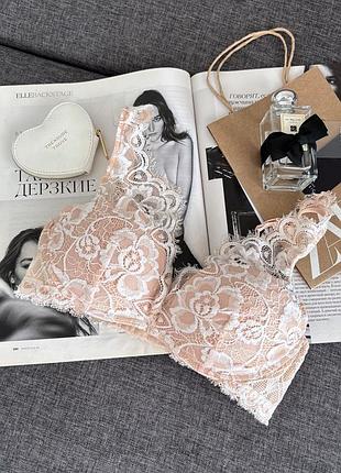 Вишуканий  бюстгальтер  пудрово рожевого кольору intimissimi 75 в