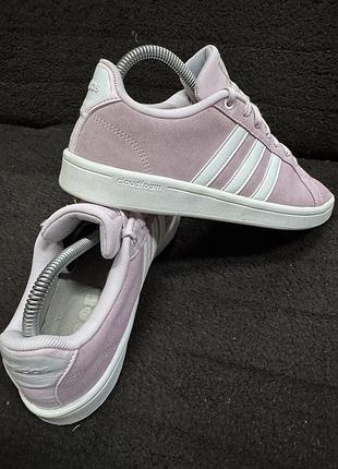 Кросівки жіночі adidas