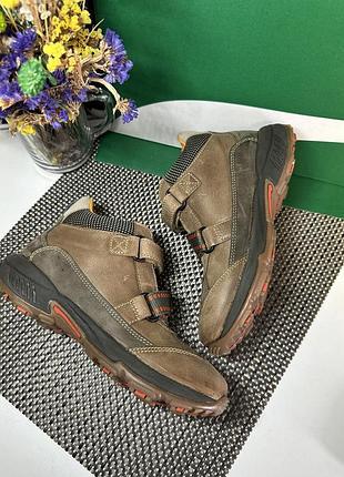 Оригінальні черевики clarks 6