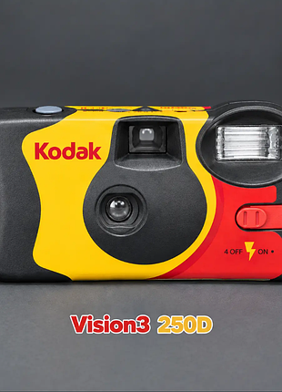 Перезаряджена одноразова камера kodak fun saver із плівкою kodak vision3 250d
