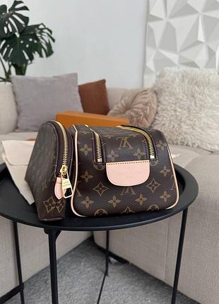 Сумка-косметичка жіноча louis vuitton dopp kit toilet pouch коричнева шкіряна