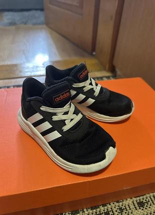 Кросівки adidas