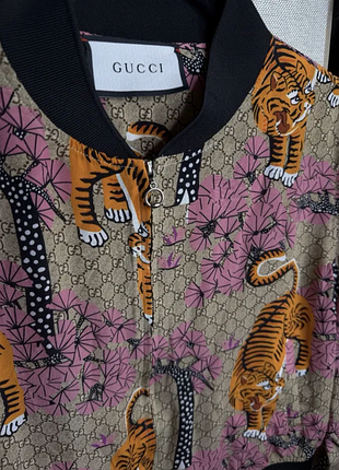 Не буває поганої погоди: бомпер gucci 3