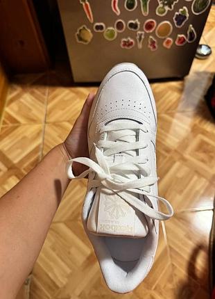 Кросівки жіночі reebok classic leather білі