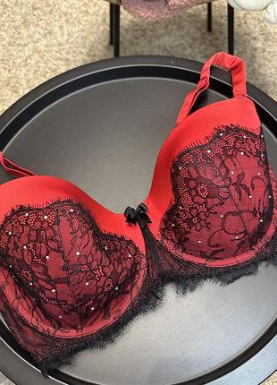 Бюстгальтер 80h hunkemoller з камінням