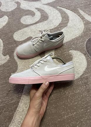 Кеді nike sb