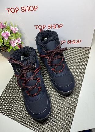 Оригінальні теплі черевики quechua waterproof 2