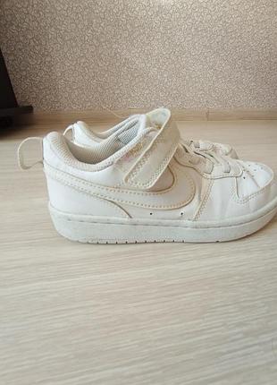 Кросівки для хлопчика nike білі 3