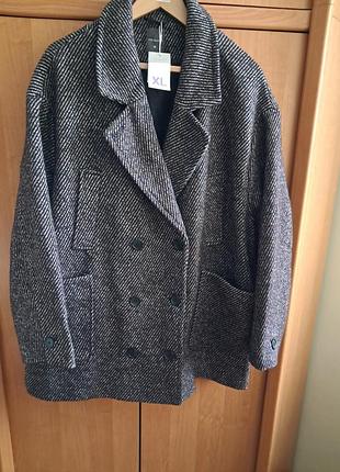 Пальто женское демисесонное укороченное бренда primark