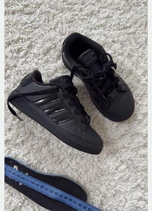 Кросівки унісекс adidas star wars grand court 2.0 чорні