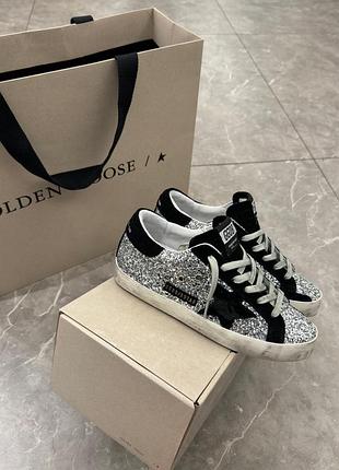 Кросівки жіночі golden goose superstar сріблясті з чорним