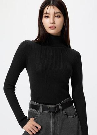 Водолазка жыноча uniqlo вовняна чорна гольф із мериносової вовни s