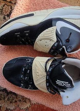 Кросівки чоловічі nike чорні з бежевим 41 розмір 26 см