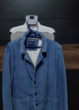 Чоловічий блейзер (піджак) від відомого молодіжного бренду pull&bear