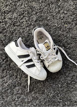 Кросівки для дітей adidas superstar білі, чорні, розмір 29, довжина устілки 18,5 см