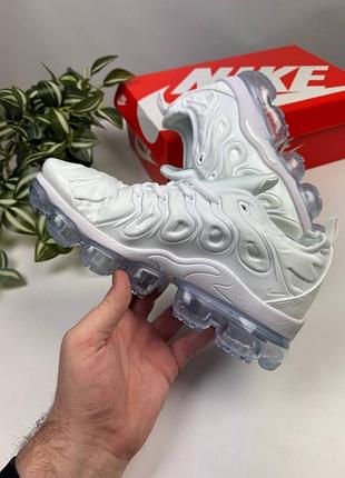 Nike air vapormax plus 4