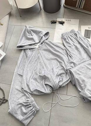 Спортивный костюм 3