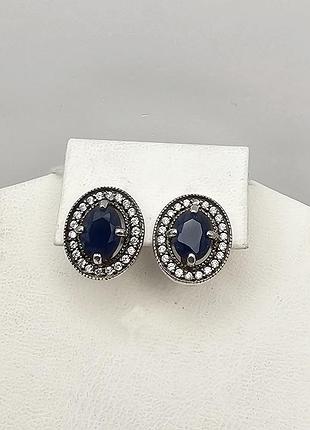 Сережки серебряные с фианитом и корундом 3,6 г