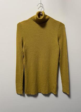 Шерстяная водолазка в рубчик uniqlo