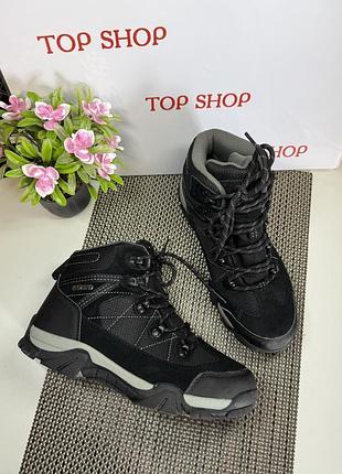 Оригинальные ботинки