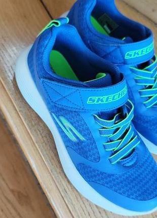 Кроссовки skechers,35 размер