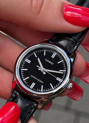 Жіночий годинник casio ltp-v005l-1a у класичному стилі з чорним шкіряним ремінцем та мінеральним склом 6