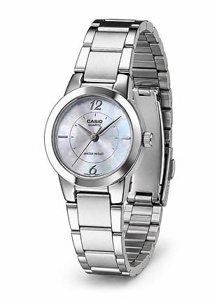 Жіночий годинник casio ltp-1230d-7c