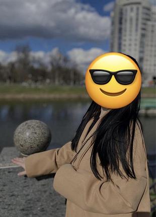 Пальто жіноче бежеве