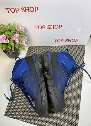 Оригінальні черевики quechua waterproof 8
