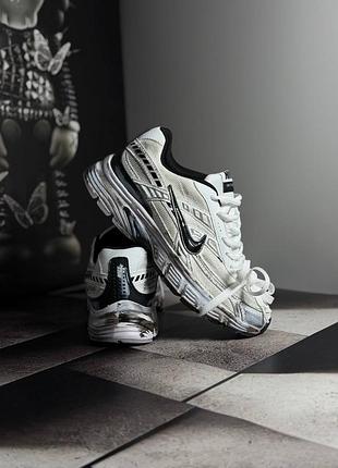 Nike initiator custom white black 3