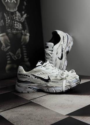 Nike initiator custom white black 2