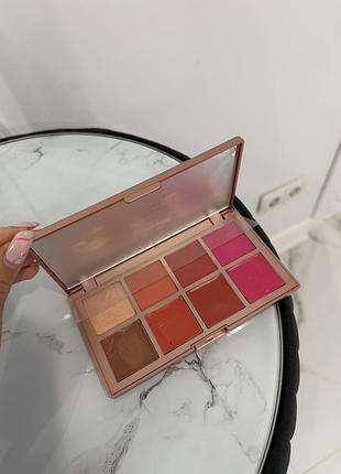 Палетка no7 touch of colour 8-pan face & eye palette хайлайтер, тени, румяна, бронзер, скульптор, средства для губ