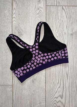 Топ спортивний nike 3