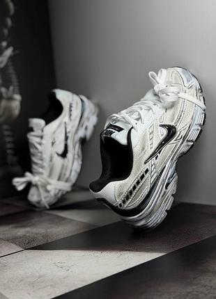Nike initiator custom white black 4