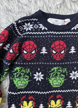 Дитячий святковий светр h&m з героями marvel 2