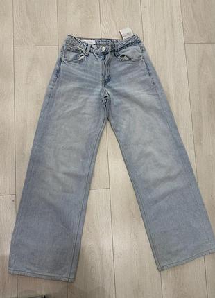 Джинси zara , 34 розмір , вдягала пару разів, в хорошу стані, підійдуть до всього