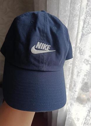 Бейсболка унісекс nike темно-синя